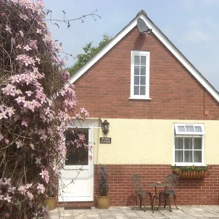 Pump Lodge Weymouth Exterior foto